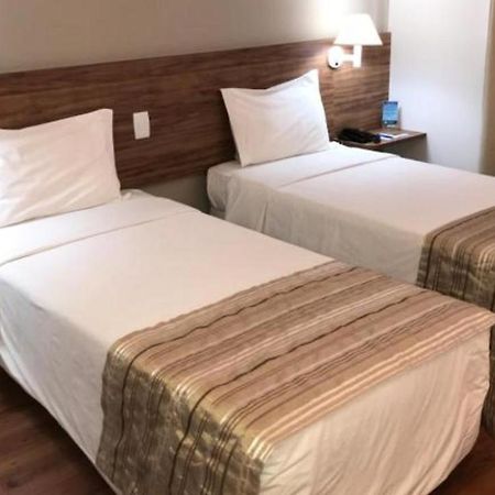 Camacari Plaza Hotel Экстерьер фото
