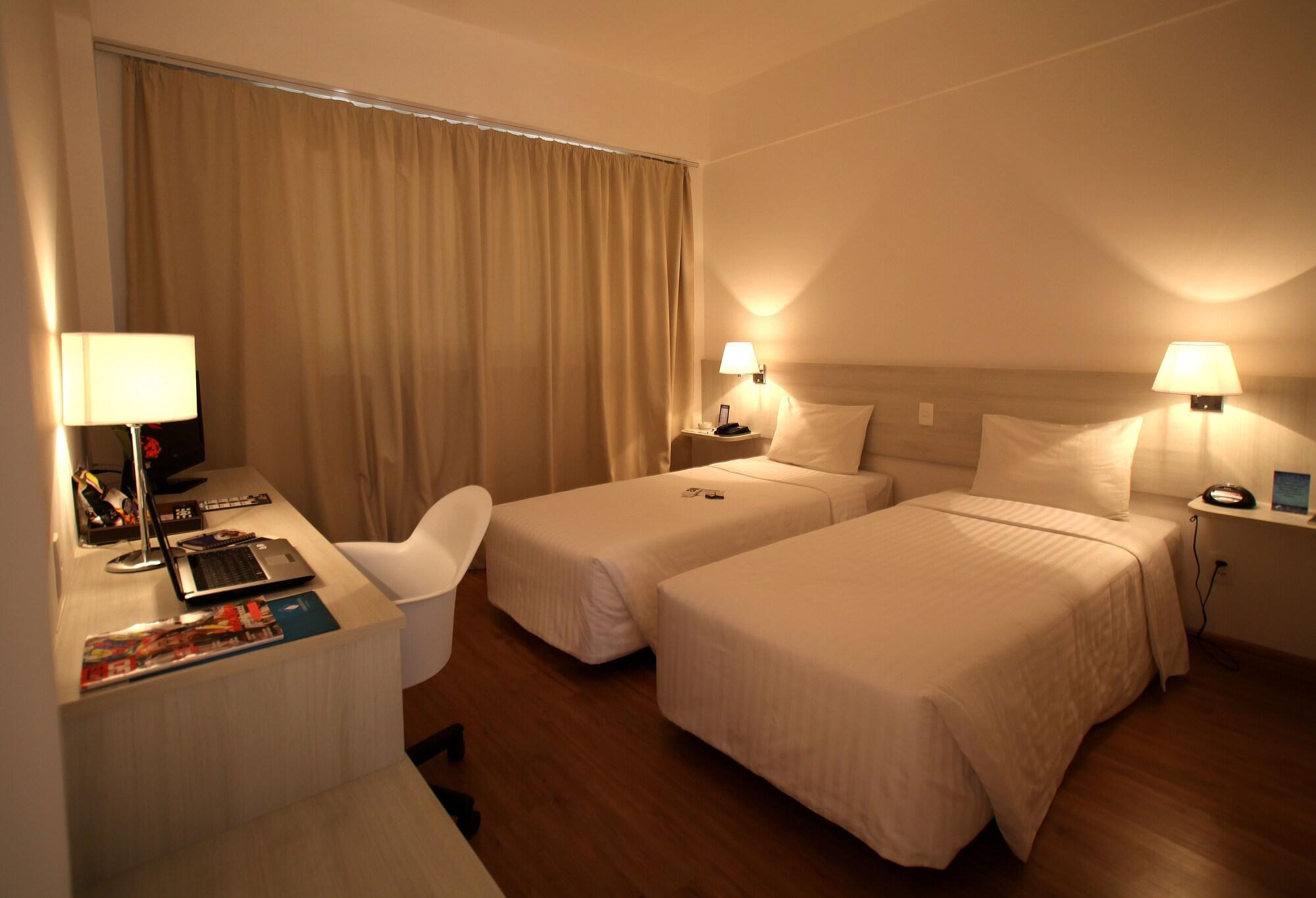 Camacari Plaza Hotel Экстерьер фото