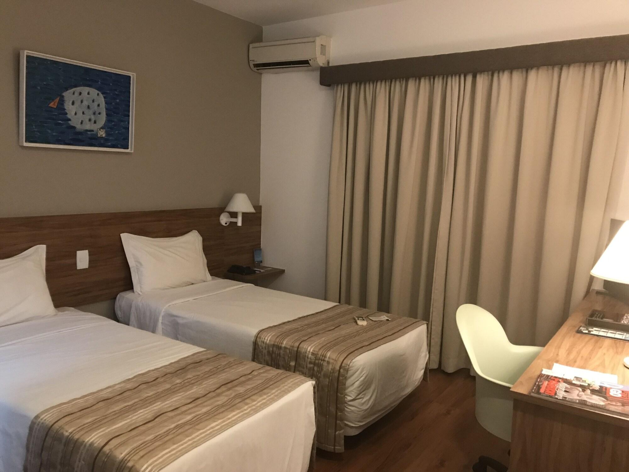 Camacari Plaza Hotel Экстерьер фото