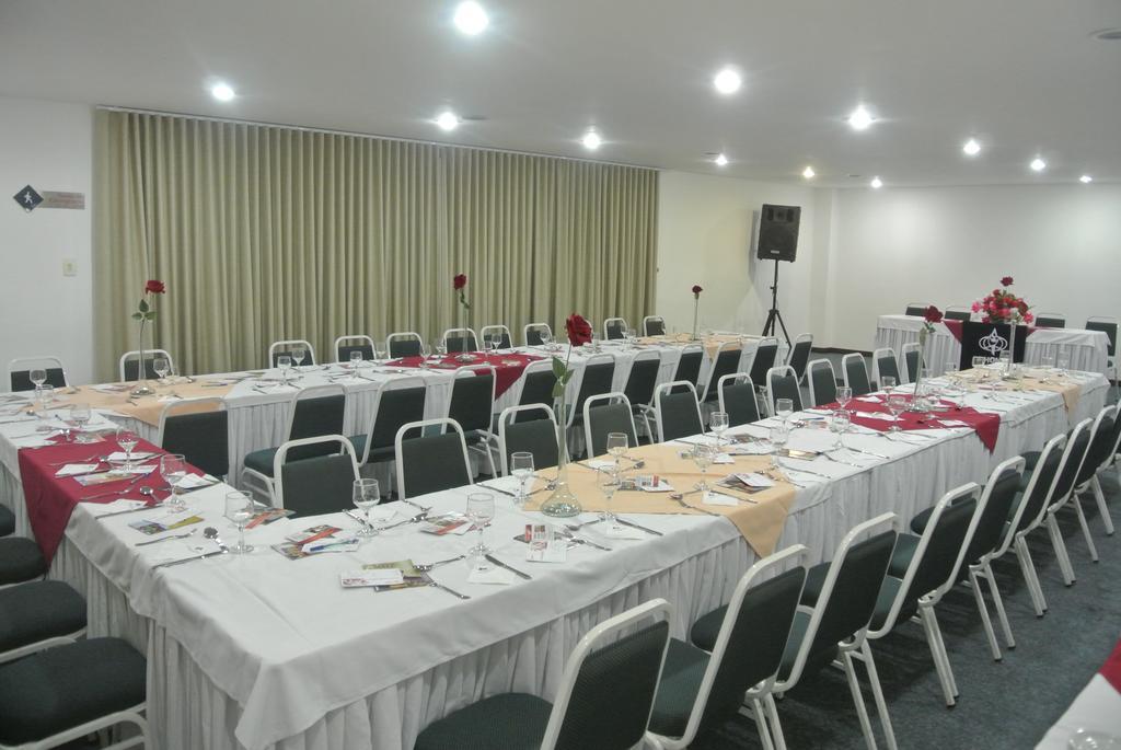 Camacari Plaza Hotel Экстерьер фото